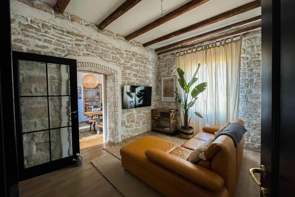 Apartman The By The Sea In Historic Old Porec